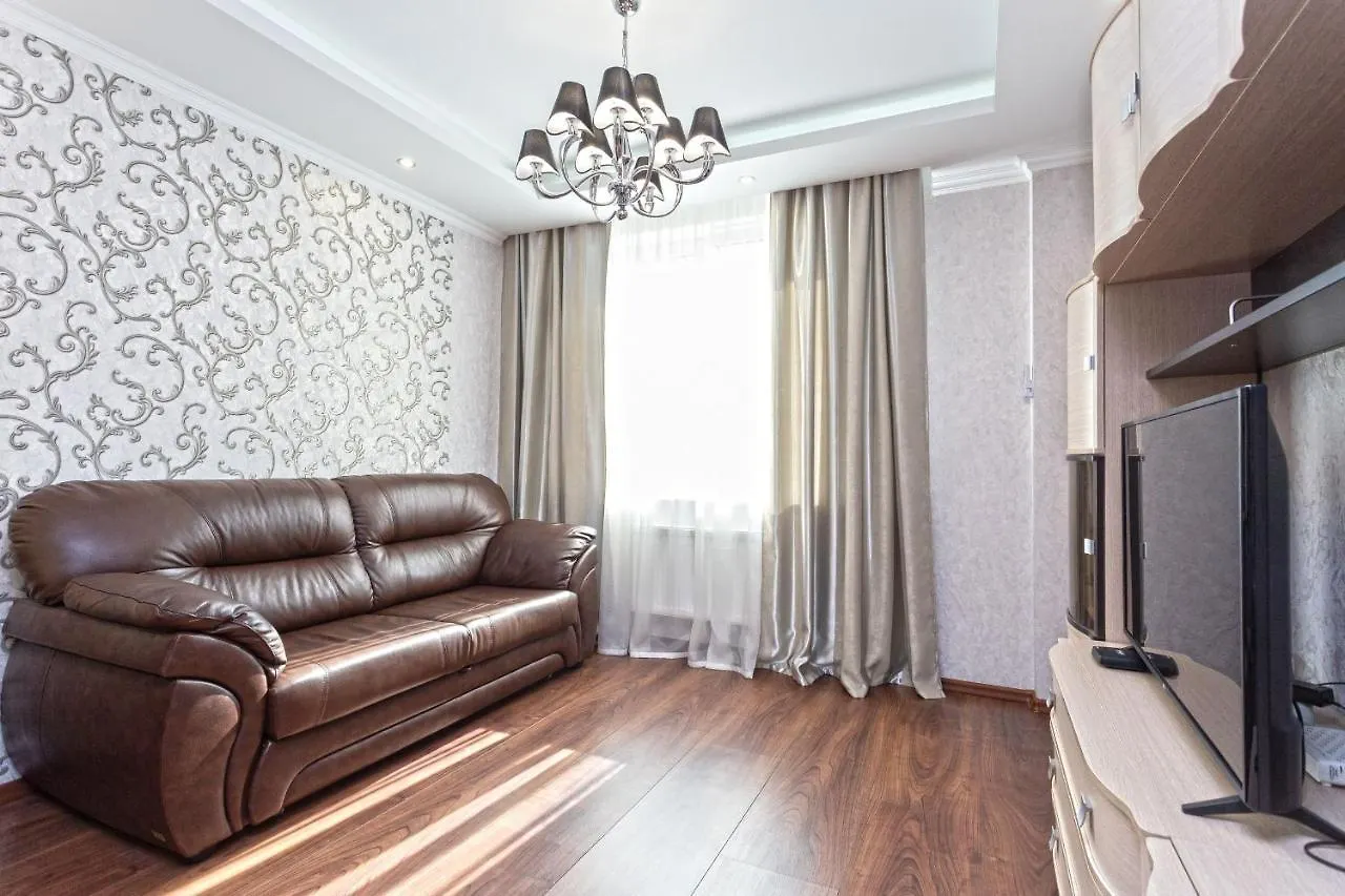 Apartment Проспект Дзержинского 11, Рядом Метро Грушевка И Гостиница Ренессанс
