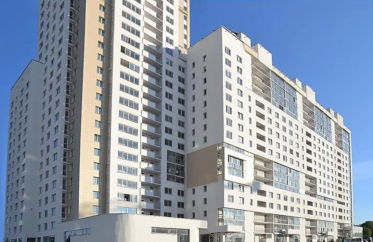 Проспект Дзержинского 11, Рядом Метро Грушевка И Гостиница Ренессанс Apartment